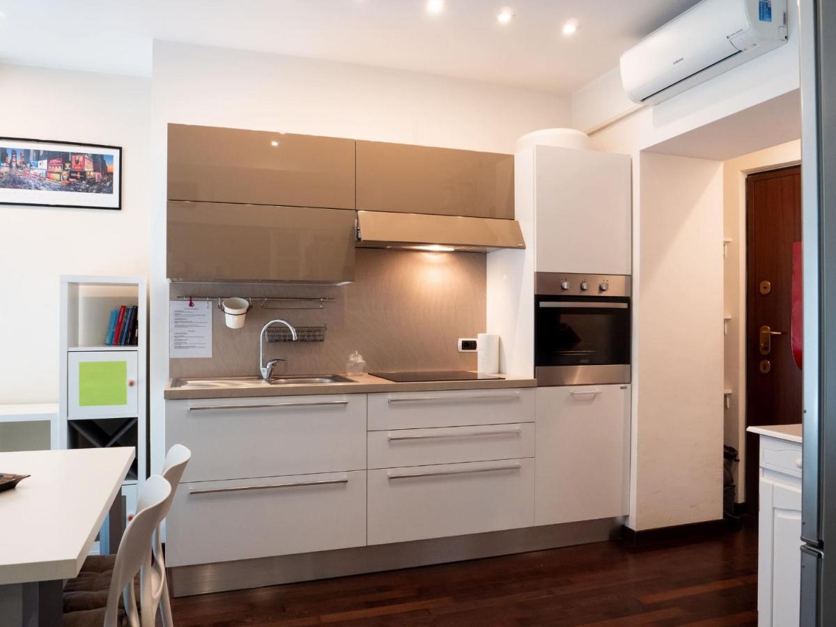 The Best Rent - Modern Duomo Apartment Milan Exterior photo